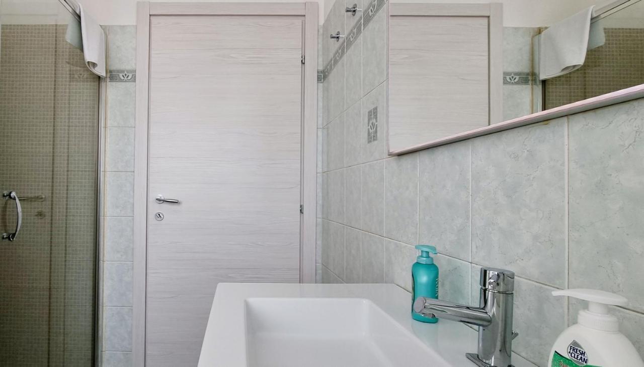 Guest Holiday Bari Reggio Emilia Exterior photo